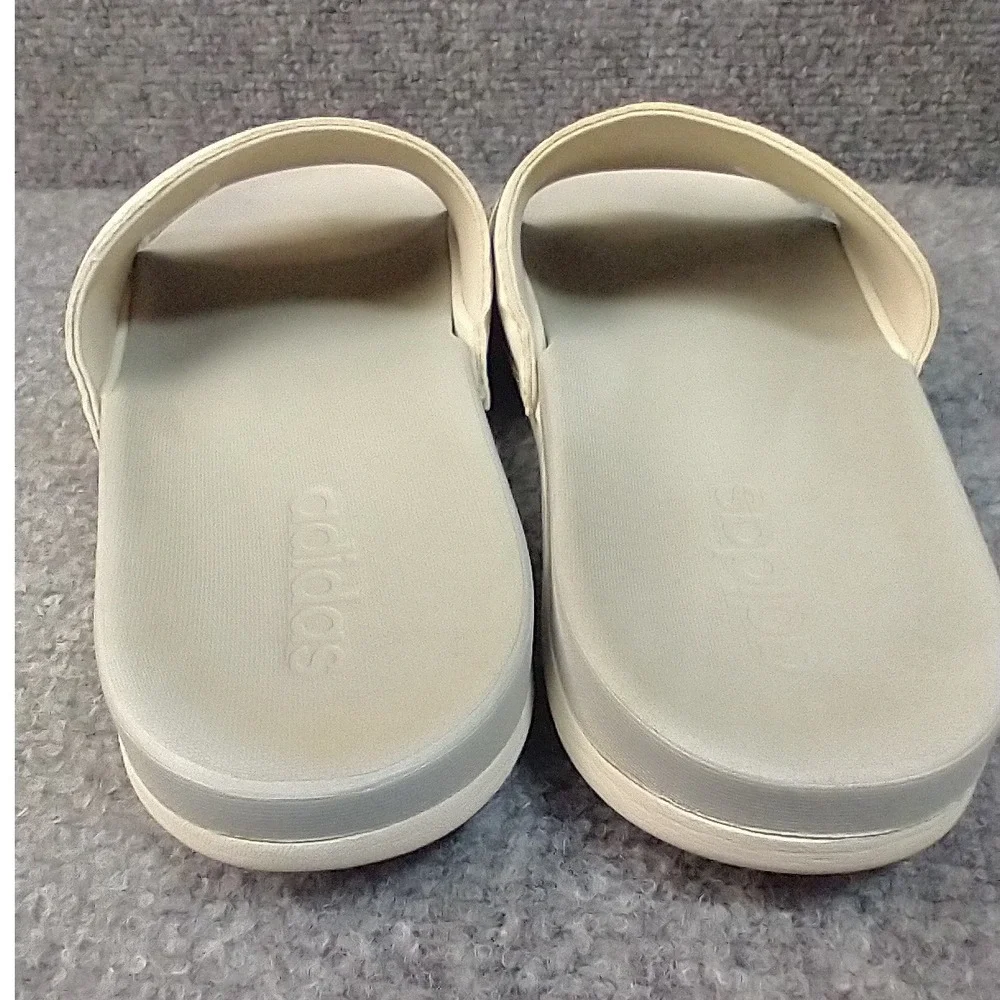 Adidas‎ Adilette Comfort Slides Wonder White Silver Metallic GW8746 Mens Size 9